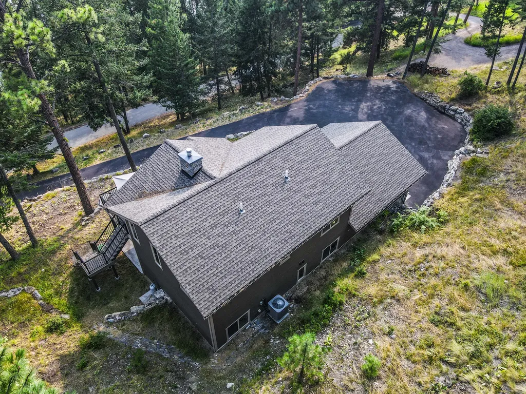 21208 Osprey Loop Rollins MT 59931
