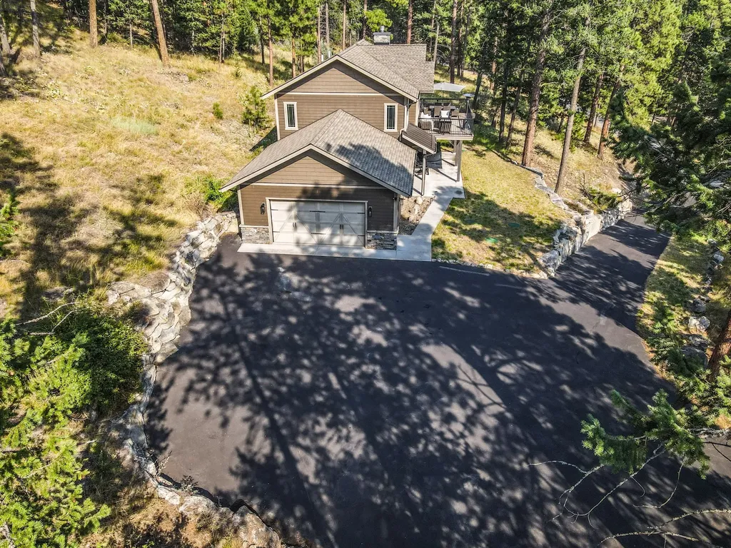21208 Osprey Loop Rollins MT 59931