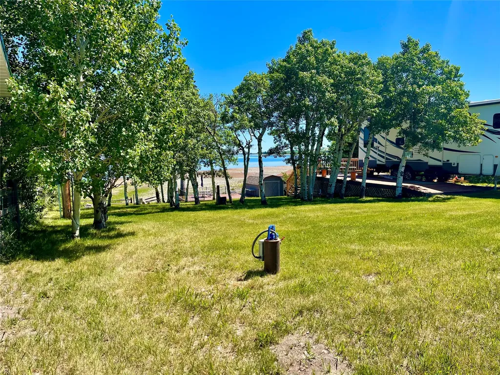 11 W Shore Road Babb MT 59411