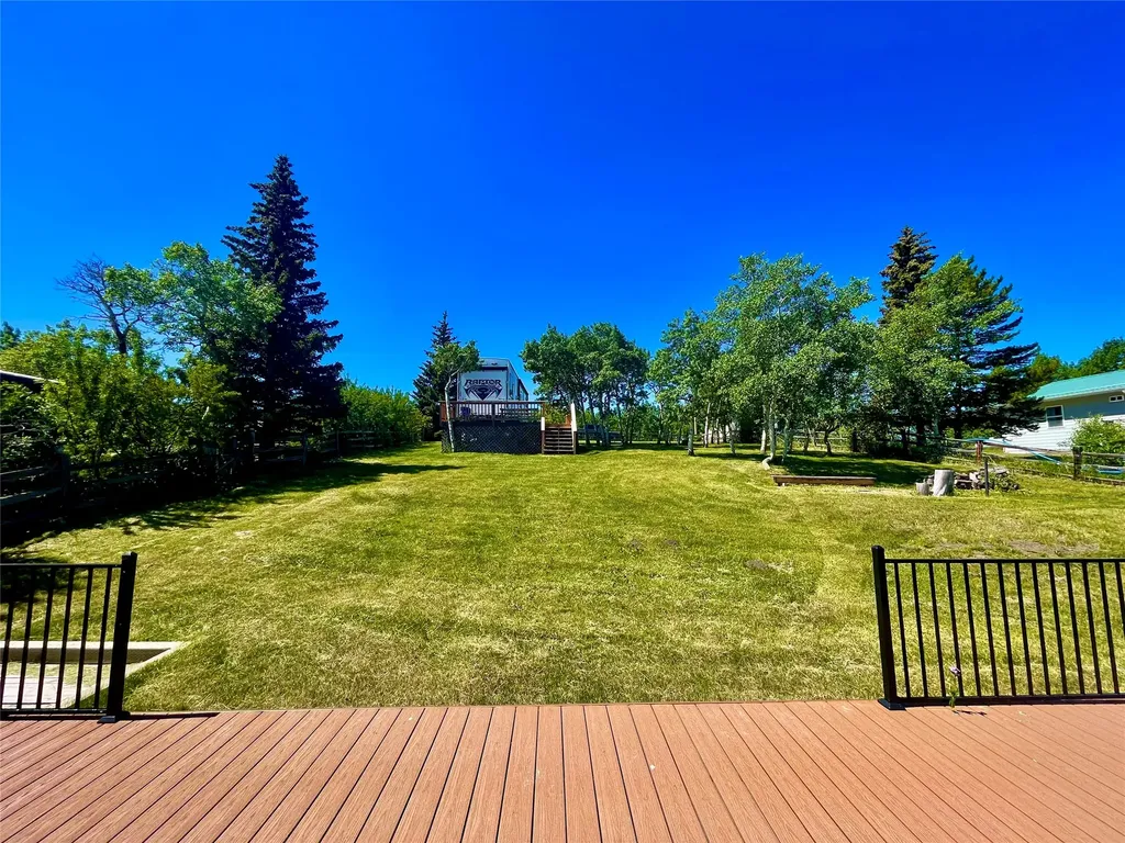 11 W Shore Road Babb MT 59411