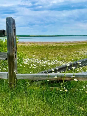 11 W Shore Road Babb MT 59411