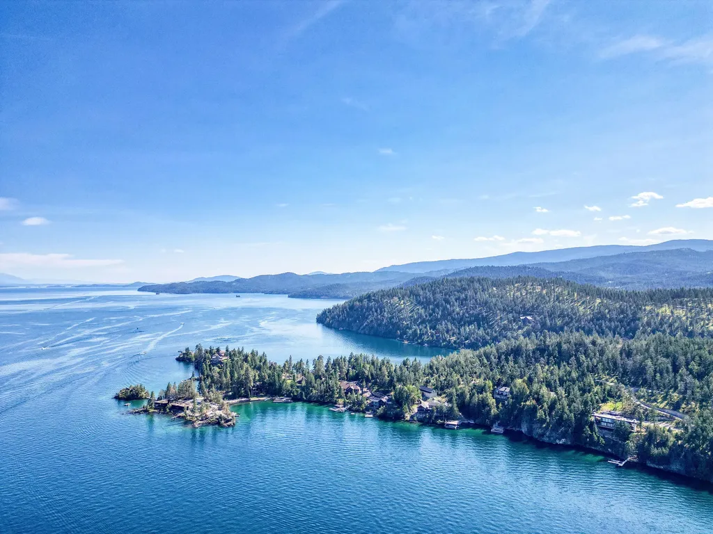 953 Angel Point Road Lakeside MT 59922