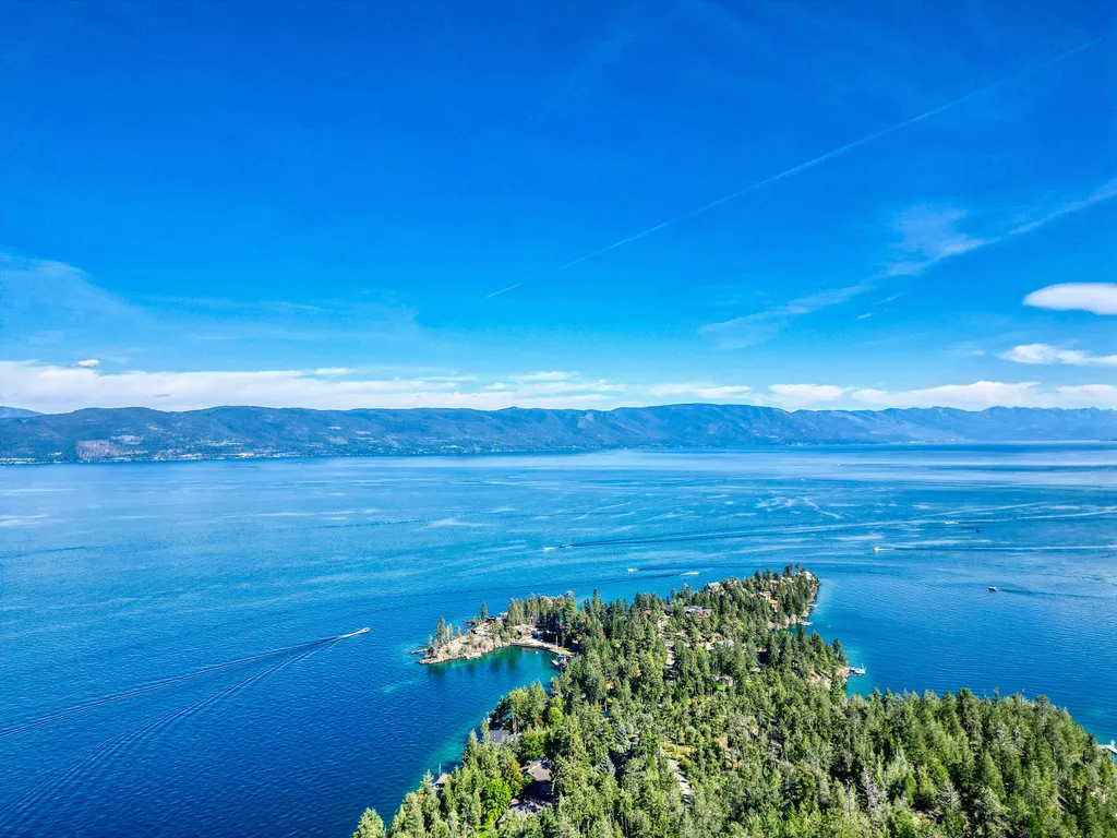 953 Angel Point Road Lakeside MT 59922