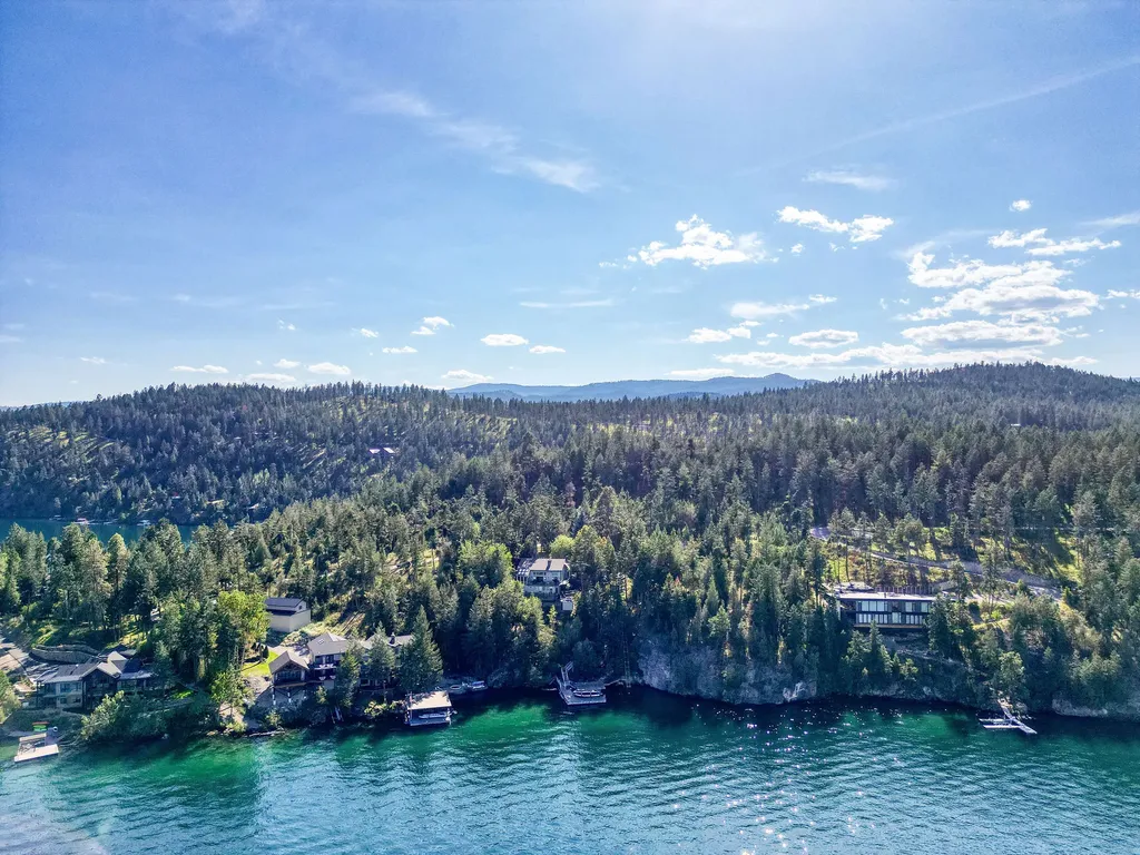 953 Angel Point Road Lakeside MT 59922