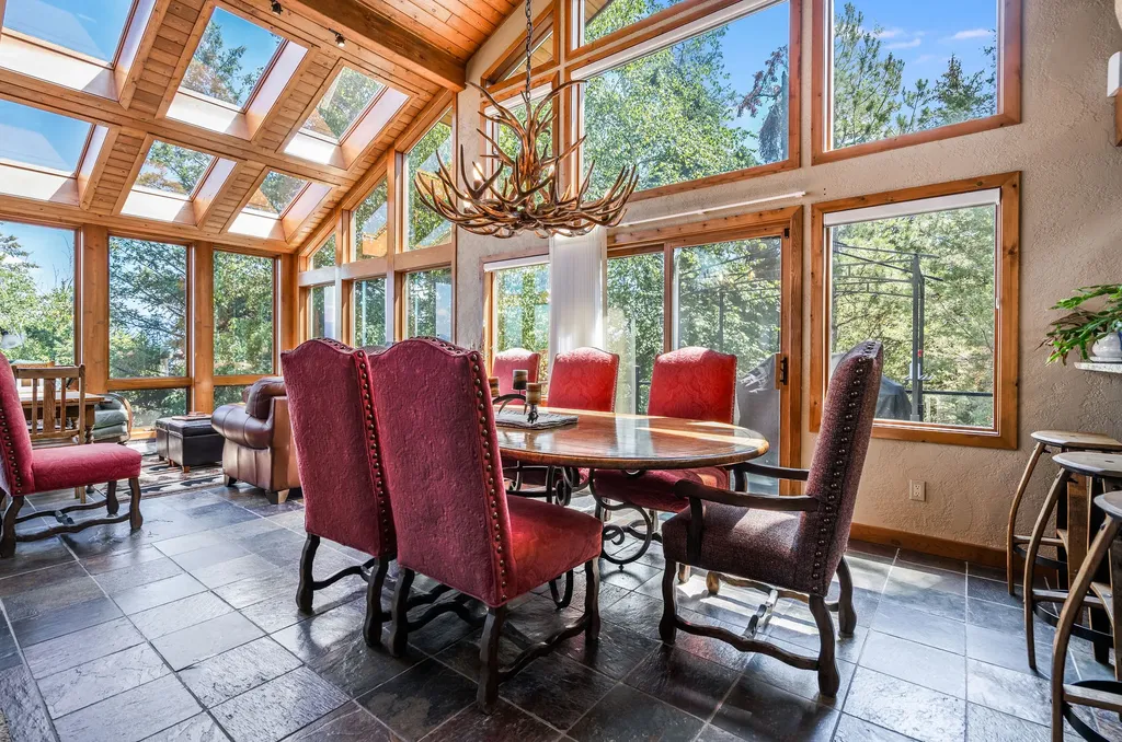 953 Angel Point Road Lakeside MT 59922