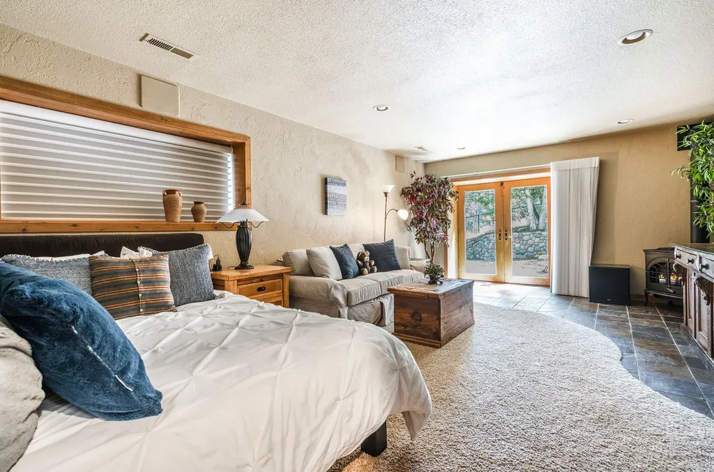 953 Angel Point Road Lakeside MT 59922