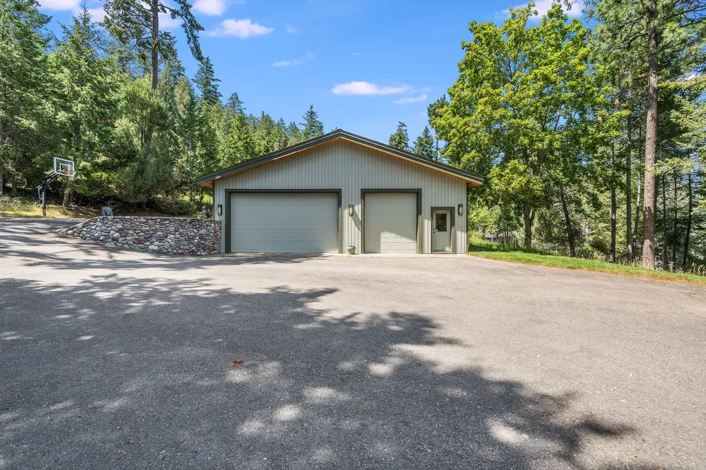 953 Angel Point Road Lakeside MT 59922
