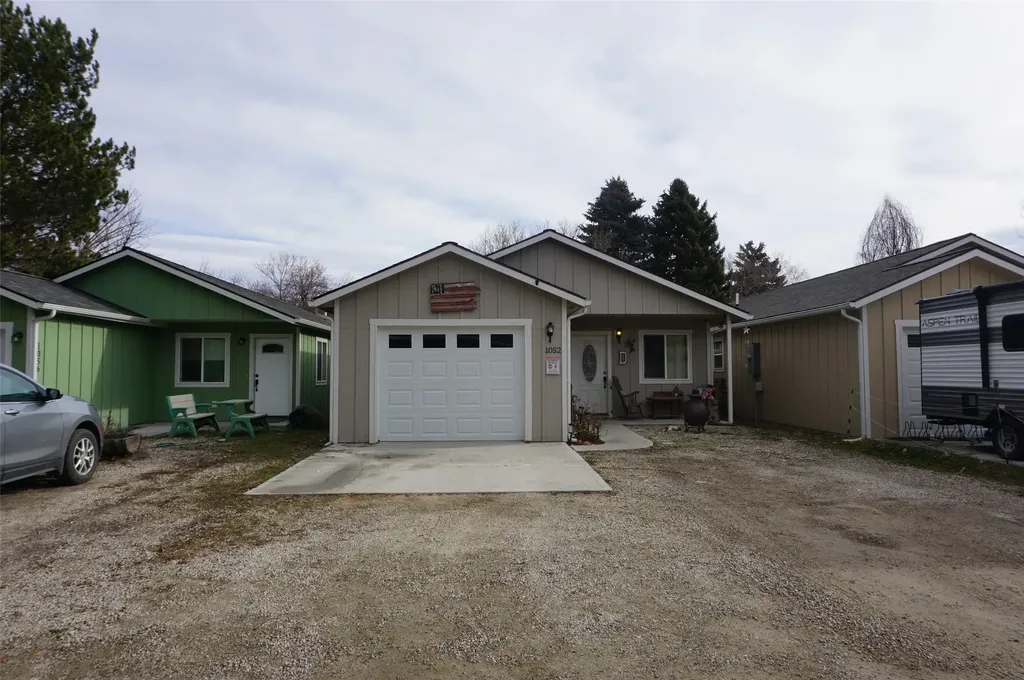 1052 Therapy Way Corvallis MT 59828