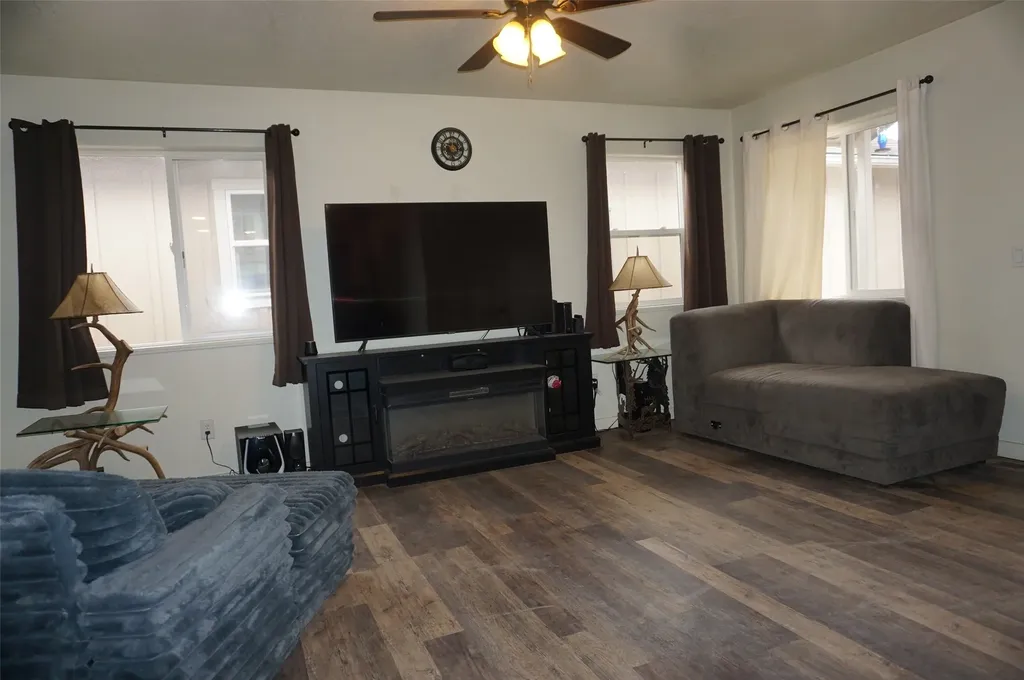 1052 Therapy Way Corvallis MT 59828