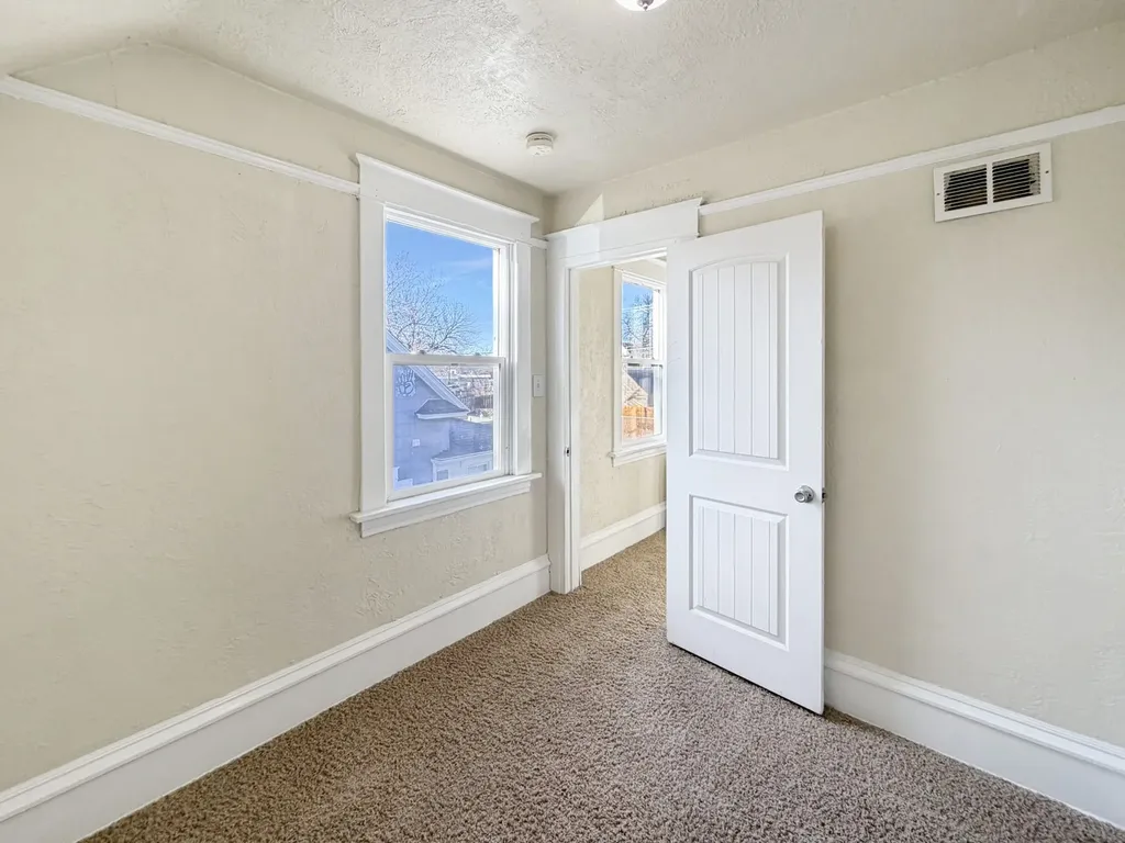 925 3rd Avenue S Great Falls MT 59405