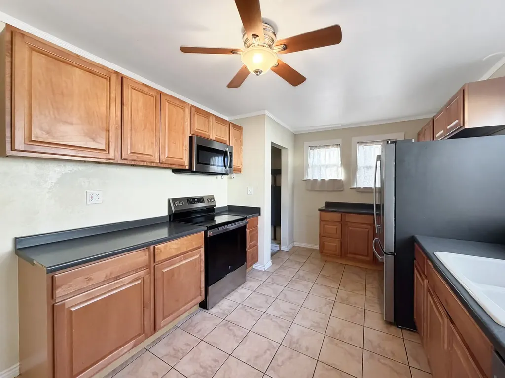 925 3rd Avenue S Great Falls MT 59405