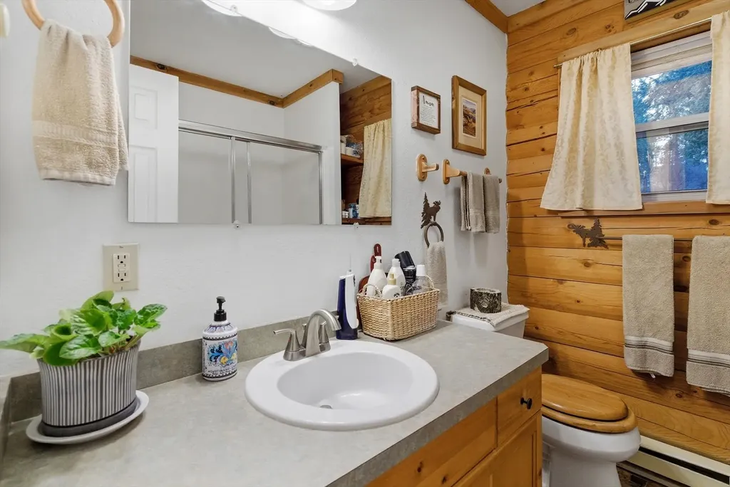 41268 Dream Island Way Polson MT 59860