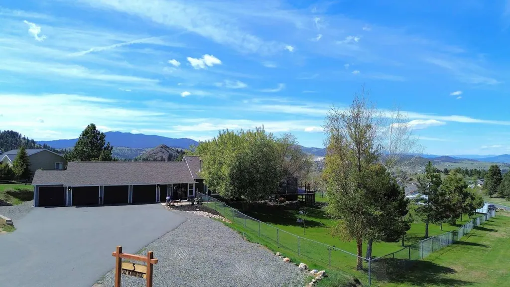 5 Crazy Mountain Road Clancy MT 59634