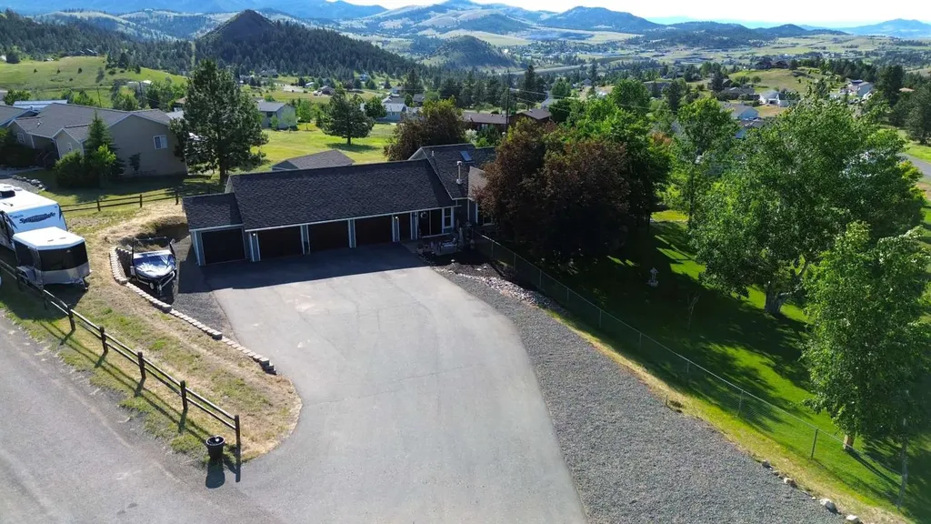 5 Crazy Mountain Road Clancy MT 59634