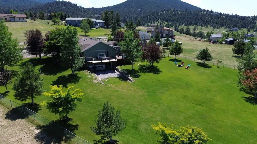 5 Crazy Mountain Road Clancy MT 59634