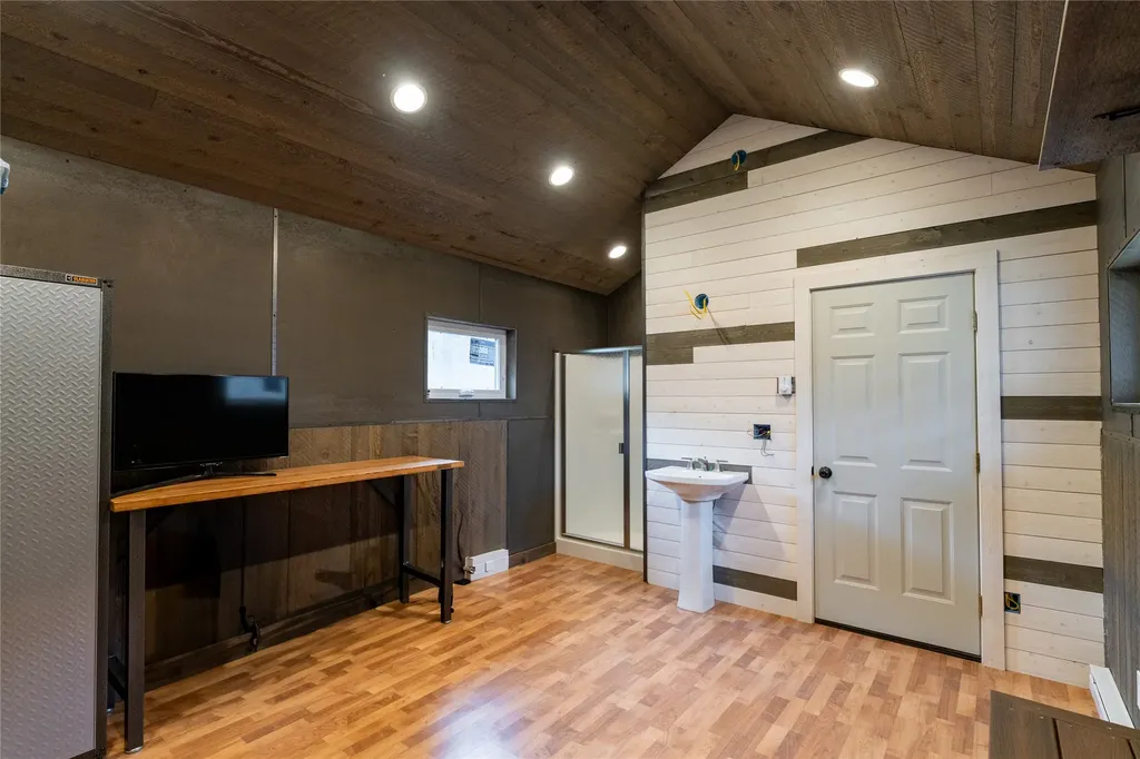 612 S Main Street Neihart MT 59465