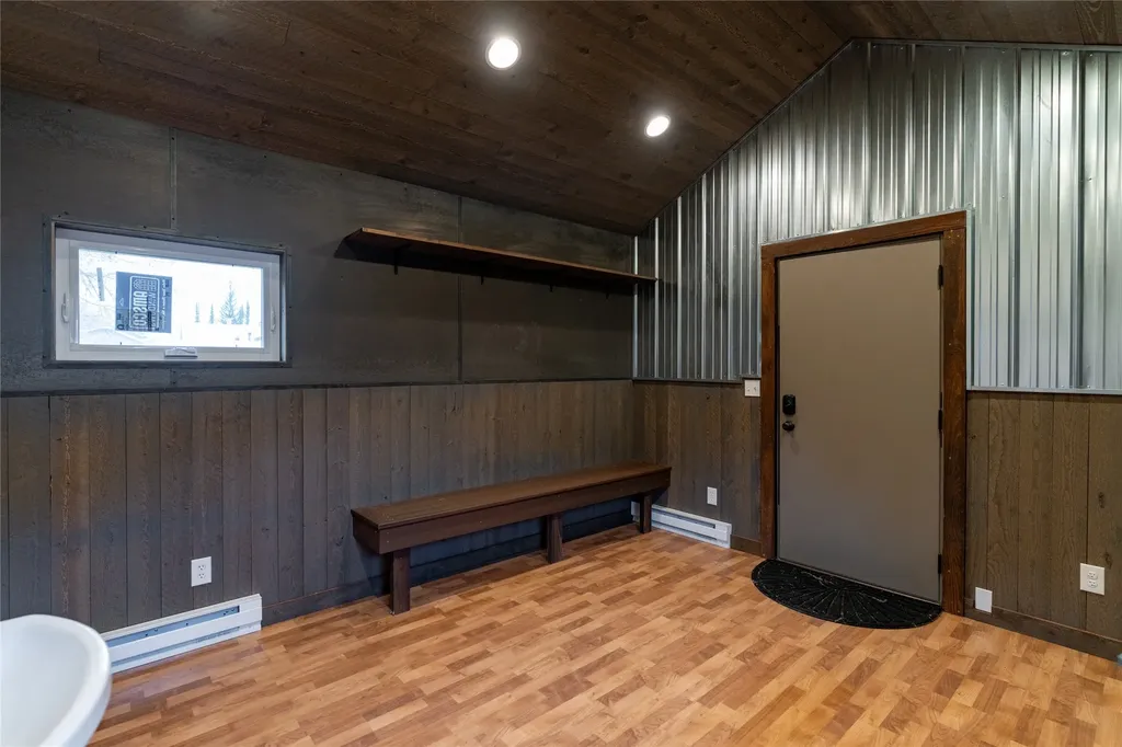 612 S Main Street Neihart MT 59465