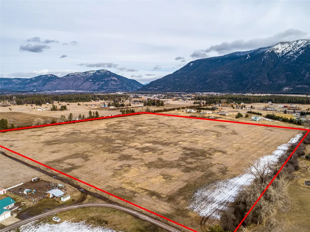 155 Fox Lane Columbia Falls MT 59912