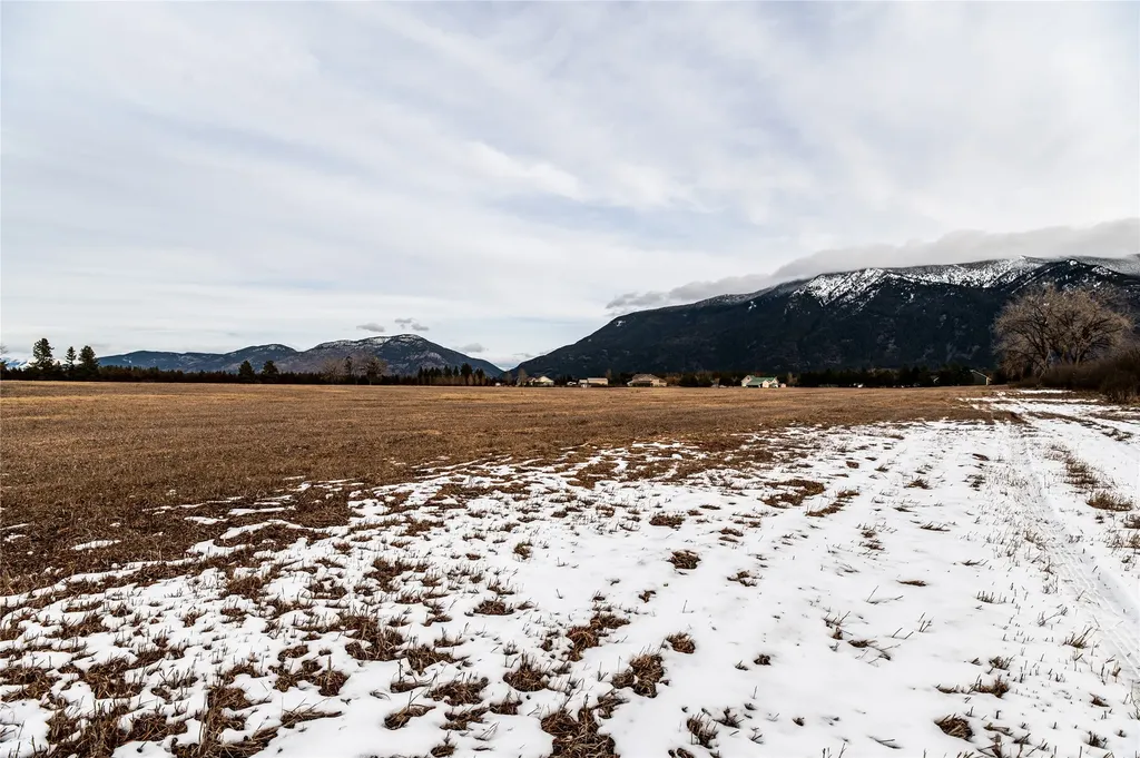155 Fox Lane Columbia Falls MT 59912