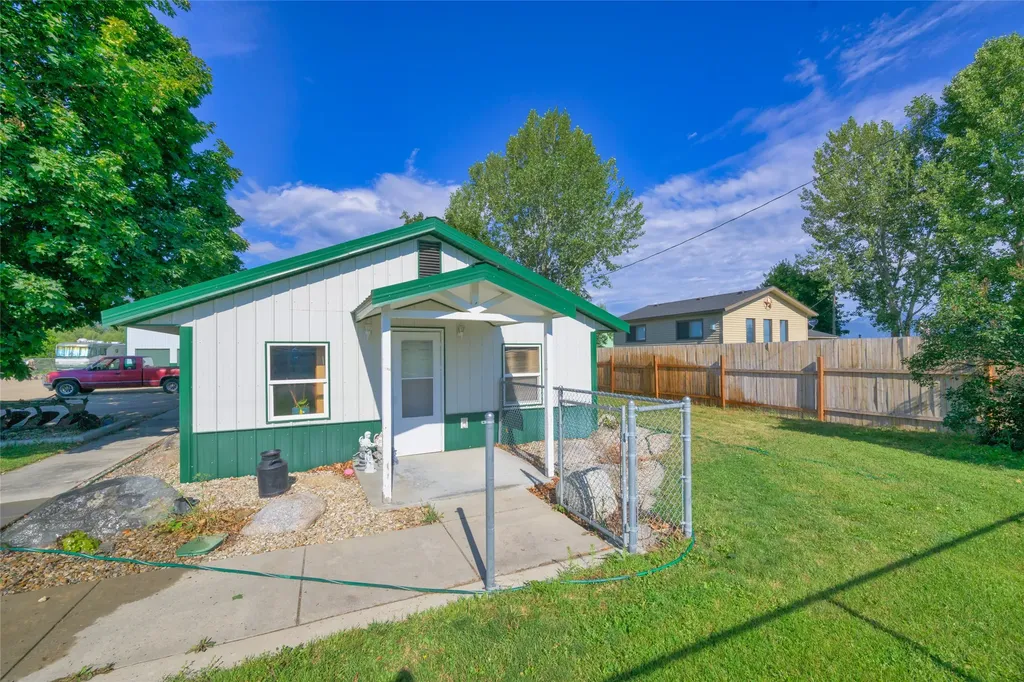 1033 Old Corvallis Road Corvallis MT 59828