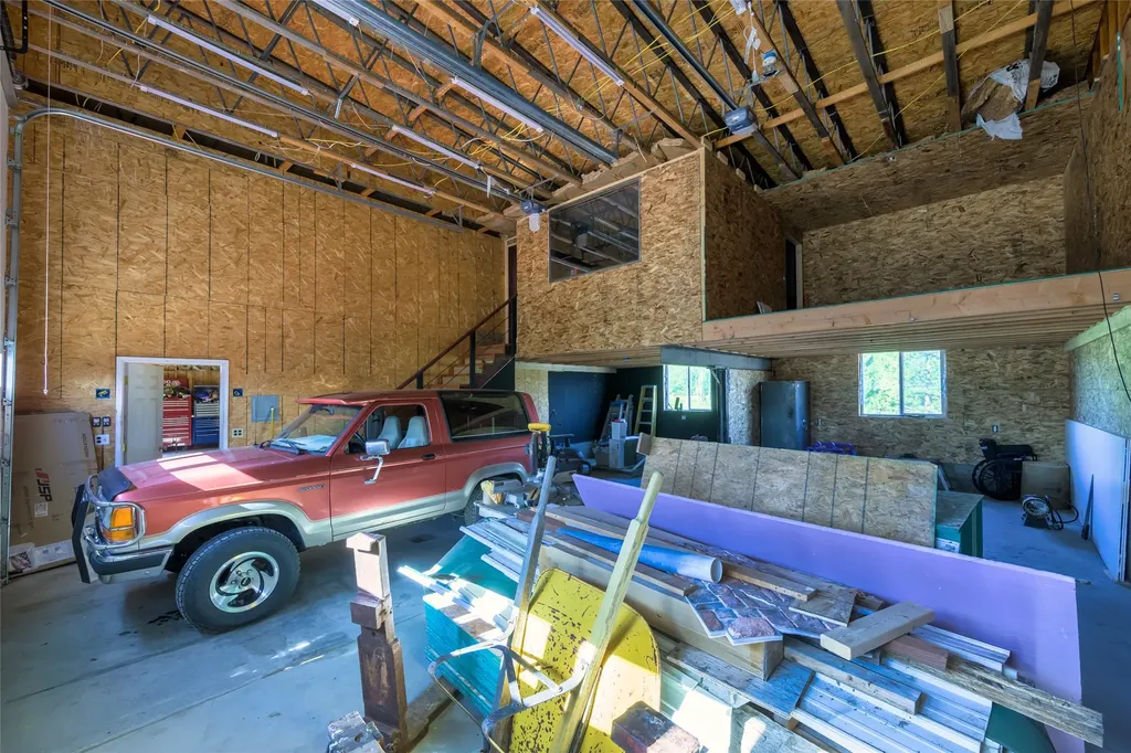 1033 Old Corvallis Road Corvallis MT 59828