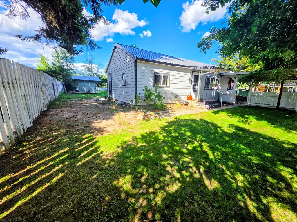 612 W 1st Street Libby MT 59923