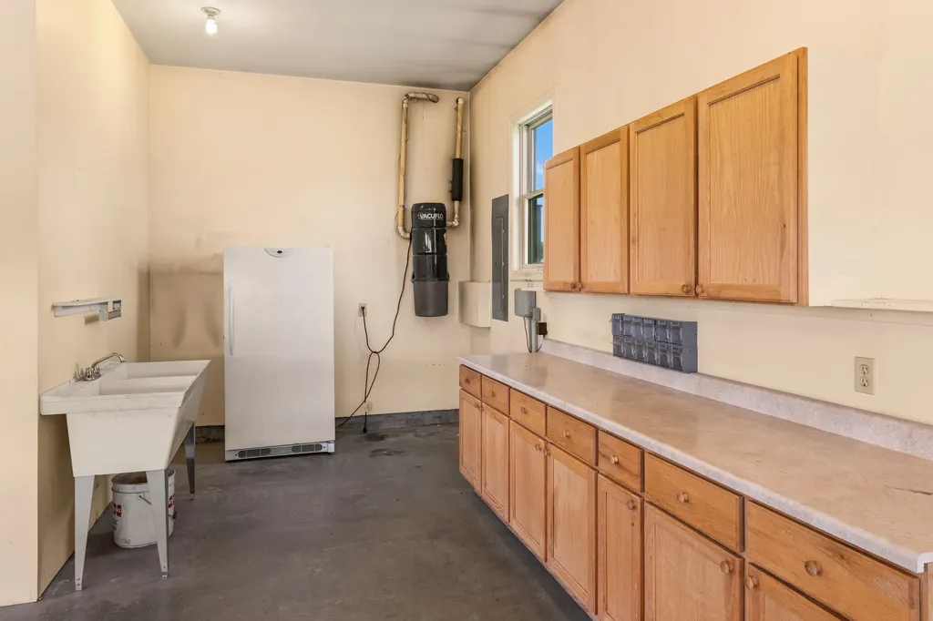55 Mountain View Road Sheridan MT 59749