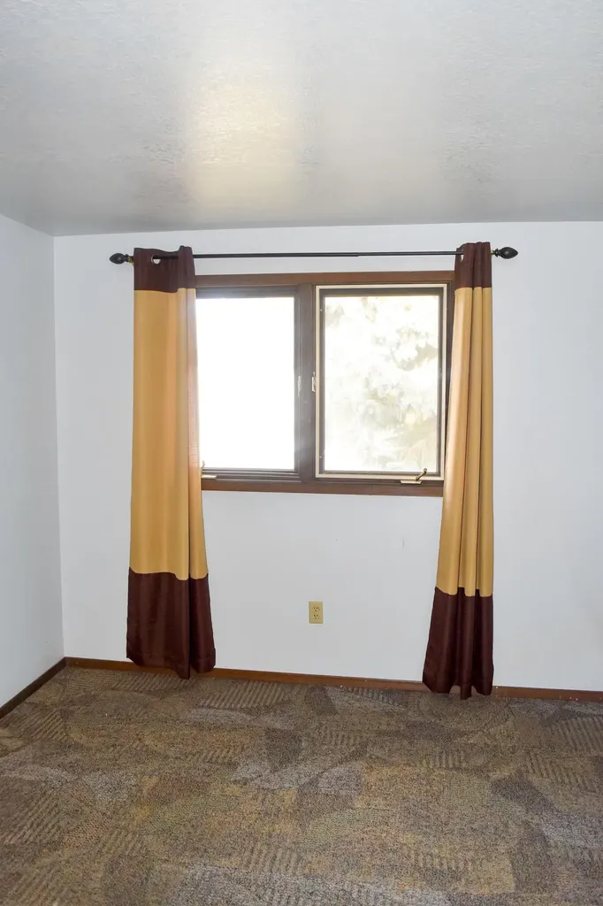 317 2nd Avenue St Ignatius MT 59865