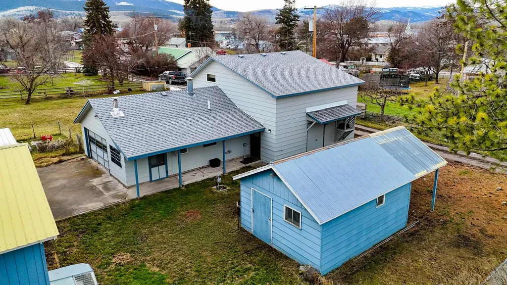 317 2nd Avenue St Ignatius MT 59865