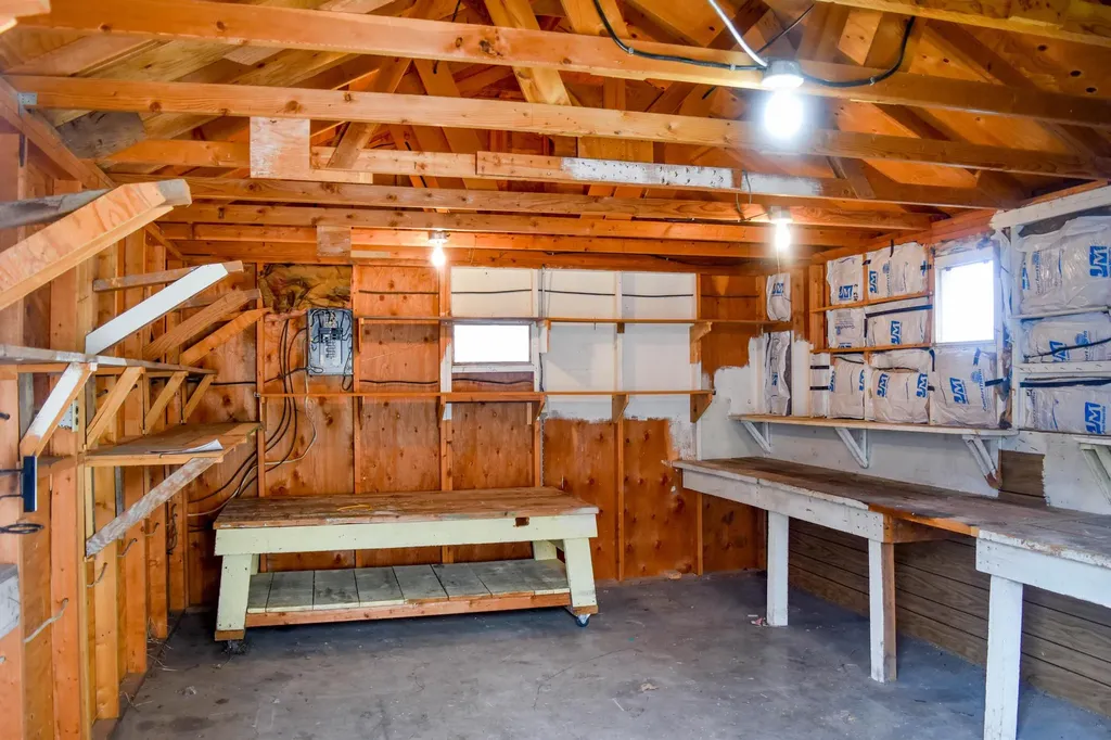 317 2nd Avenue St Ignatius MT 59865