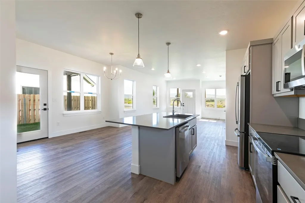 4937 England Boulevard Missoula MT 59808