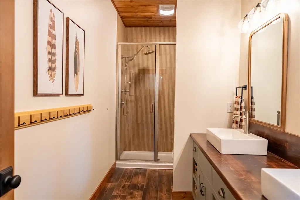 331 Cheyenne Court Troy MT 59935