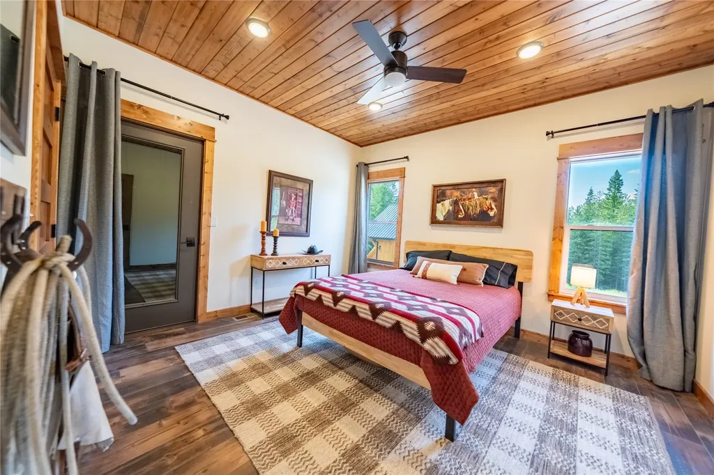 331 Cheyenne Court Troy MT 59935