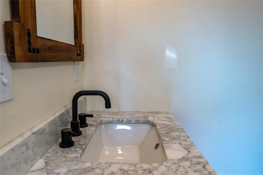 331 Cheyenne Court Troy MT 59935