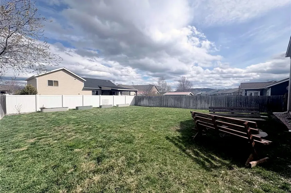 215 Jackson Peak Drive Kalispell MT 59901