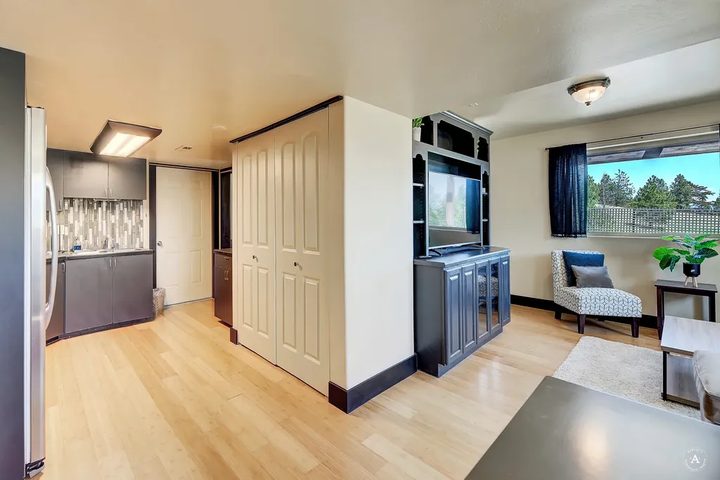 162 Jackson Creek Road Clancy MT 59634