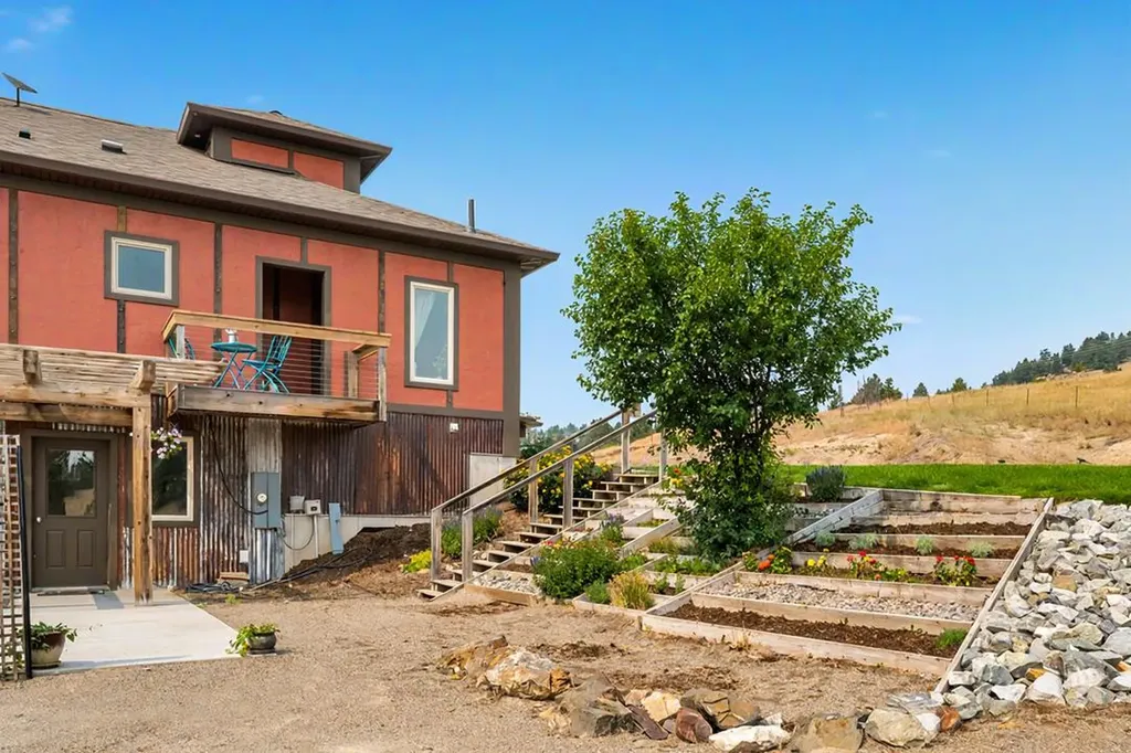 162 Jackson Creek Road Clancy MT 59634