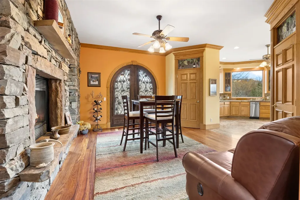 859 Hamilton Heights Road Corvallis MT 59828