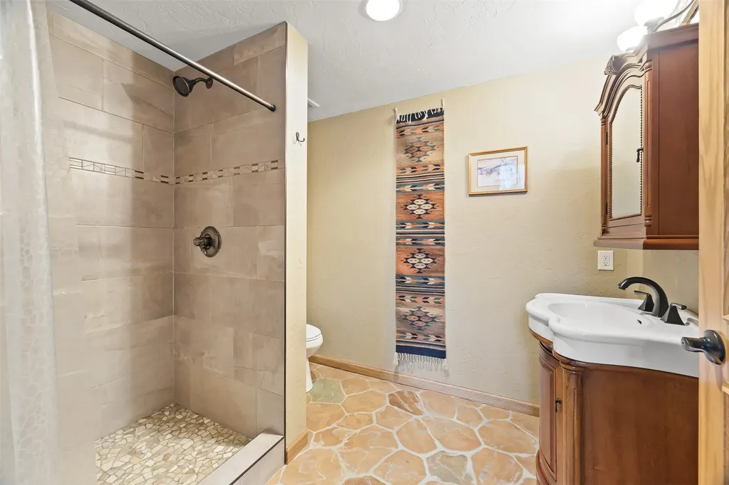 859 Hamilton Heights Road Corvallis MT 59828