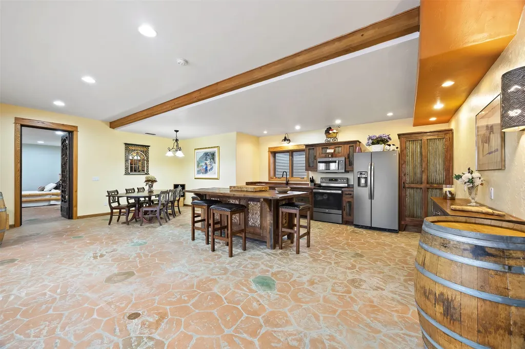 859 Hamilton Heights Road Corvallis MT 59828