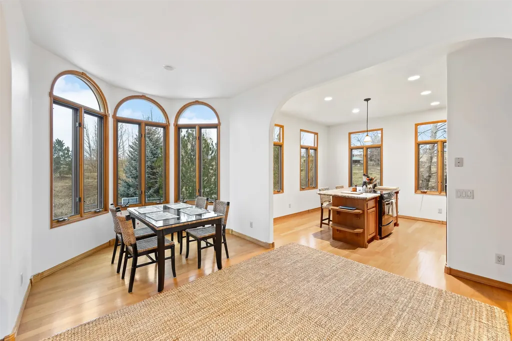 859 Hamilton Heights Road Corvallis MT 59828