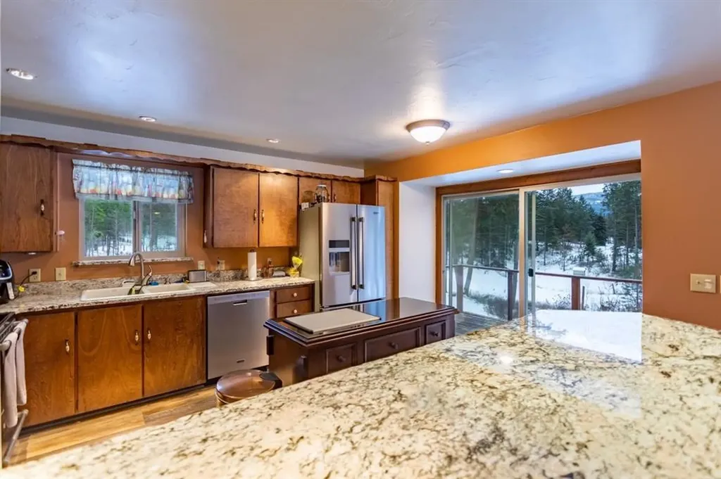 13390 Mount Highway 35 Bigfork MT 59911