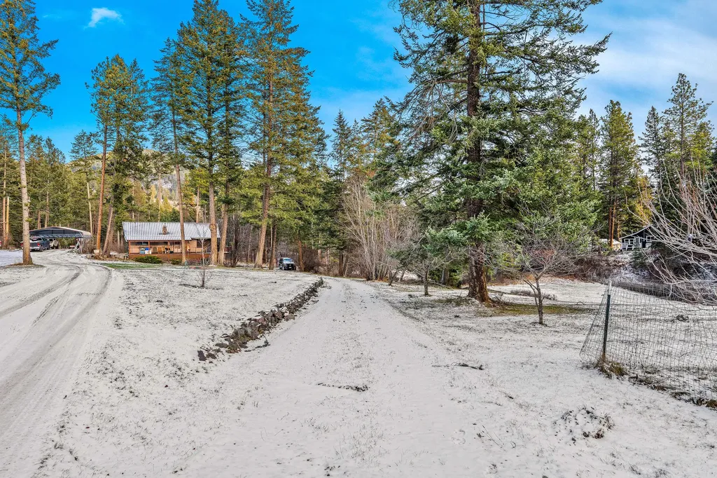 13390 Mount Highway 35 Bigfork MT 59911