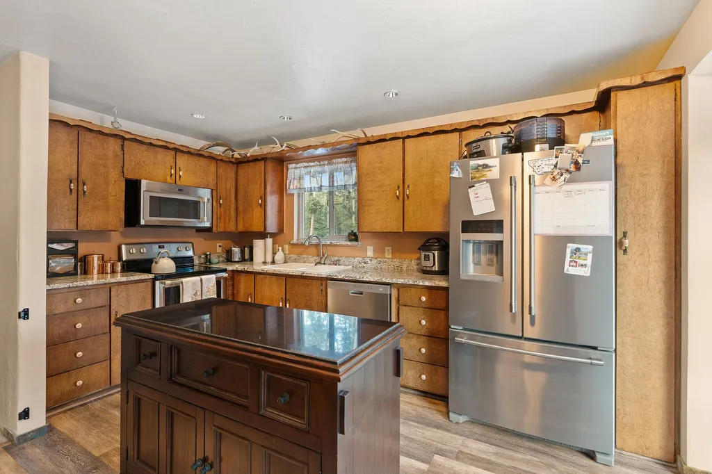 13390 Mount Highway 35 Bigfork MT 59911