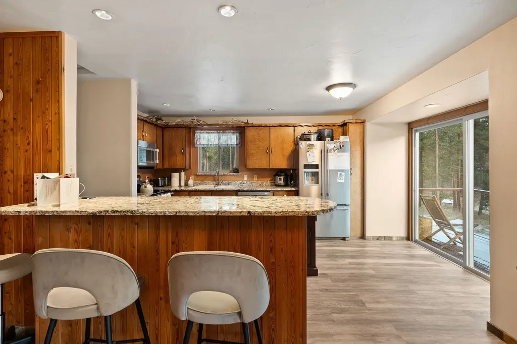 13390 Mount Highway 35 Bigfork MT 59911