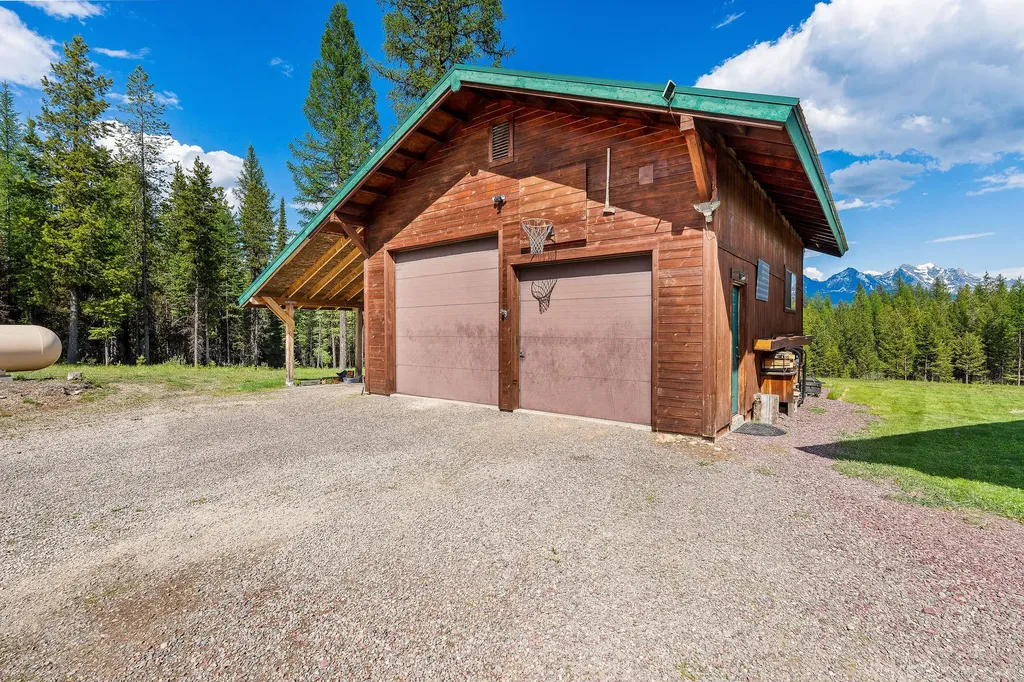 15645 North Fork Road Polebridge MT 59928