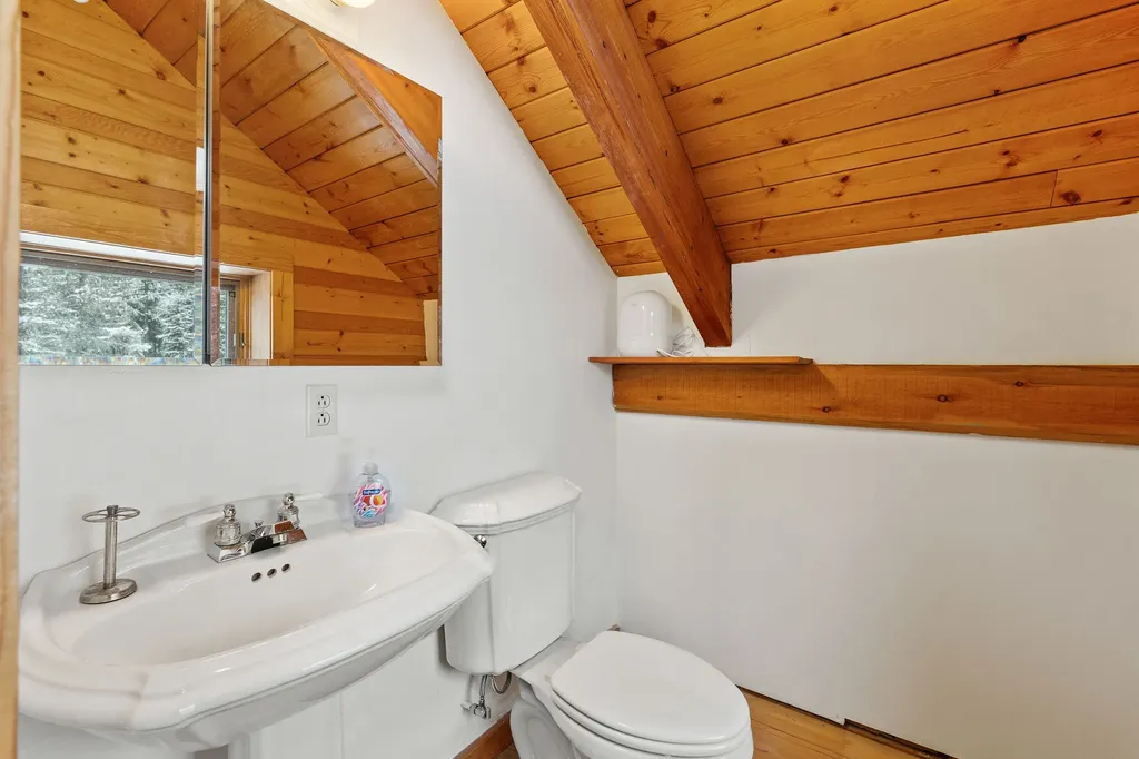 15645 North Fork Road Polebridge MT 59928