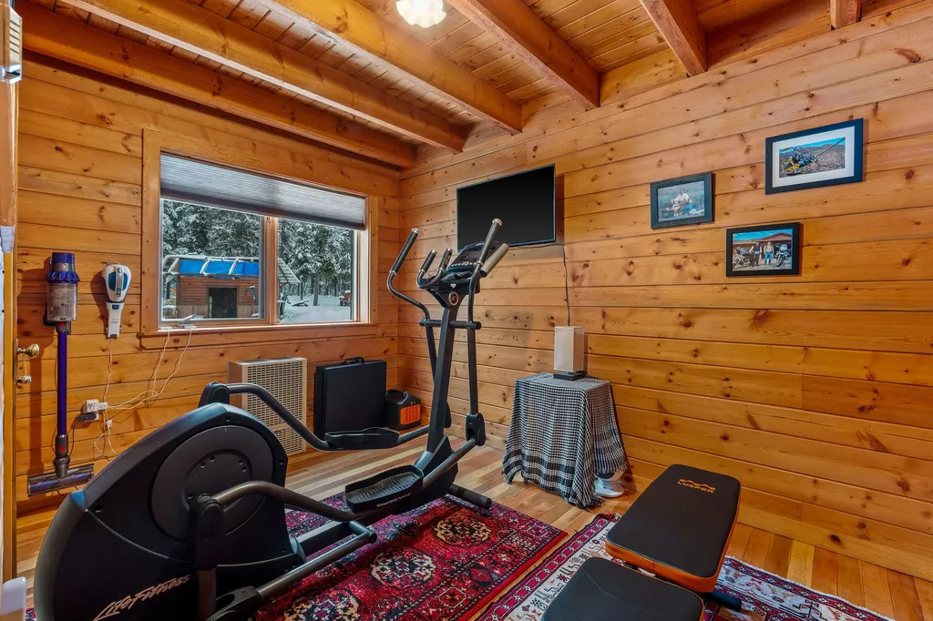 15645 North Fork Road Polebridge MT 59928