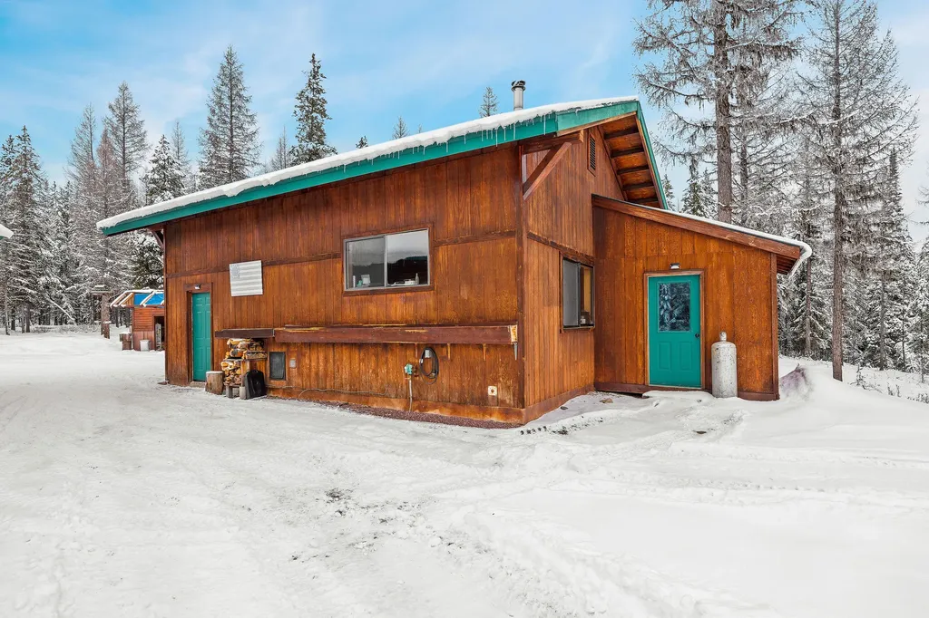 15645 North Fork Road Polebridge MT 59928