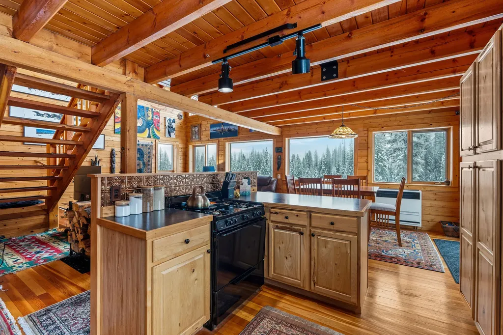 15645 North Fork Road Polebridge MT 59928